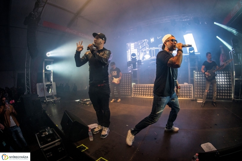 Fergeteges Majka&Curtis koncert a FŐHE színpadán - fotó Kohut Árpád