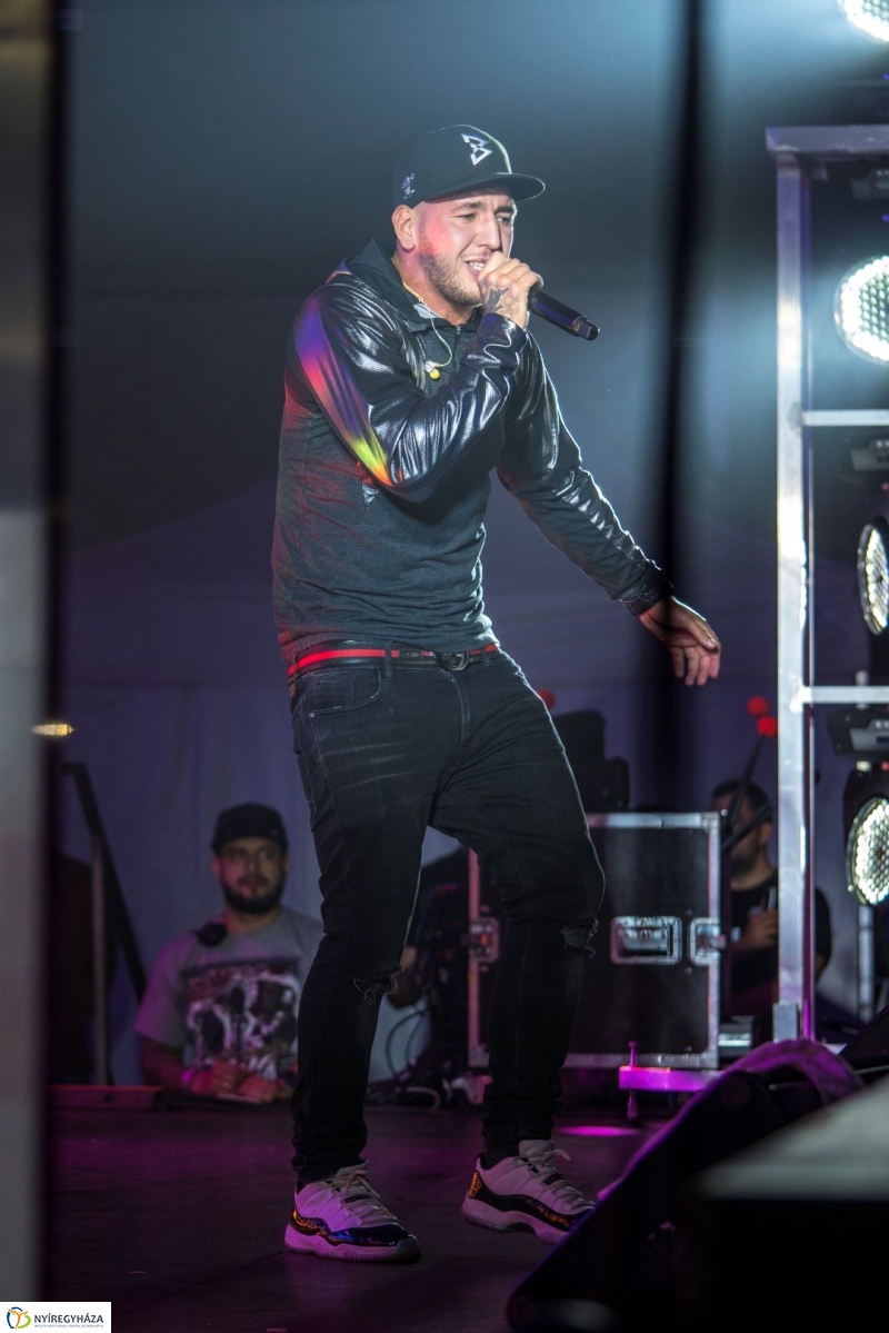 Fergeteges Majka&Curtis koncert a FŐHE színpadán - fotó Kohut Árpád