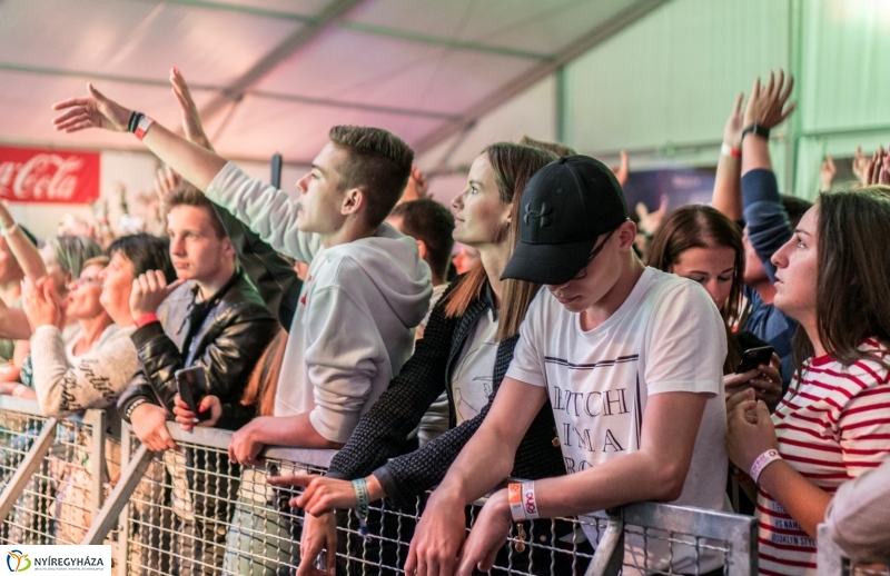 Fergeteges Majka&Curtis koncert a FŐHE színpadán - fotó Kohut Árpád