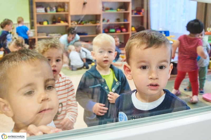 Bölcsődei felújítások sajtótájékoztató - fotó Szarka Lajos