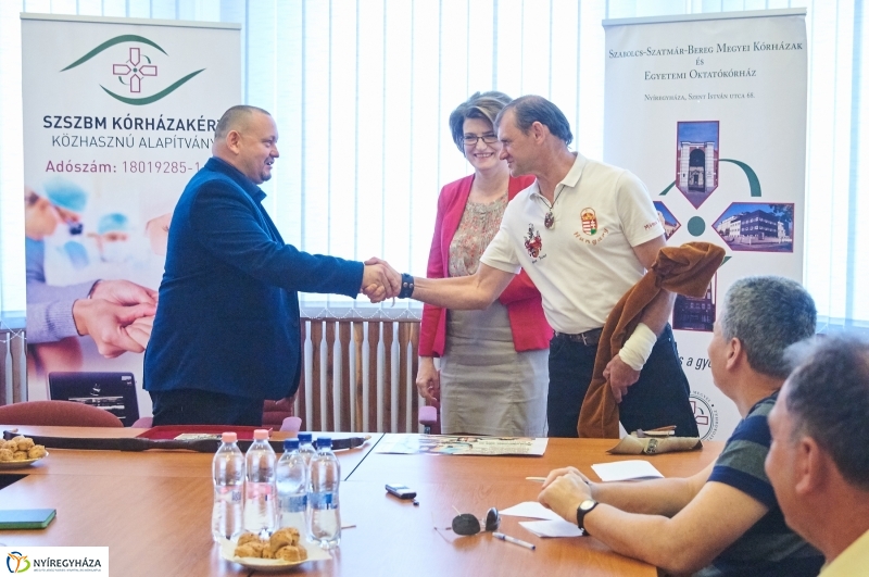 Mónus József adománya - fotó Szarka Lajos