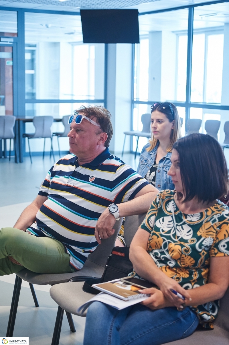 Strandbelépő kedvezmény sajtótájékoztató - fotó Szarka Lajos