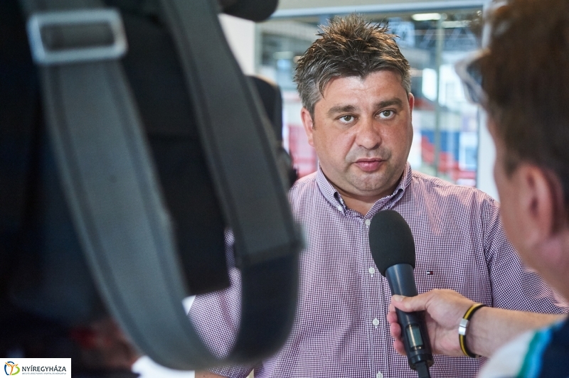 Strandbelépő kedvezmény sajtótájékoztató - fotó Szarka Lajos