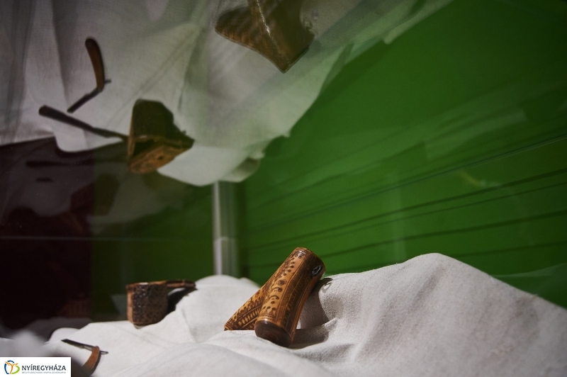 Kamarakiállítás a múzeumban - fotó Szarka Lajos