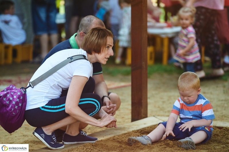 Roadshow a Katica bölcsődében - fotó Szarka Lajos