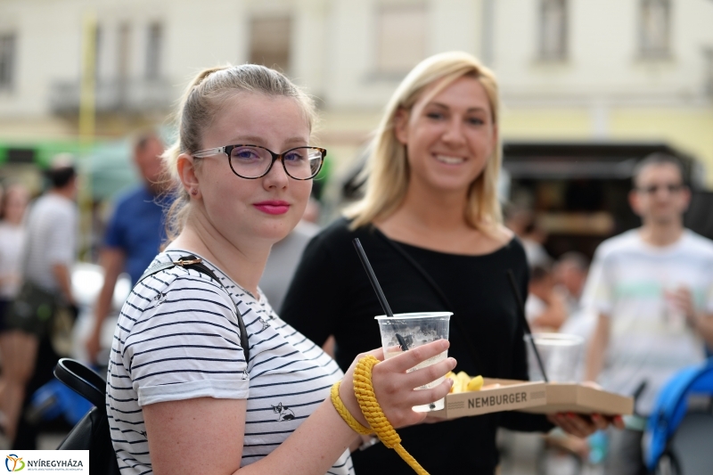 Korzó születésnap 2018 - fotó Trifonov Éva