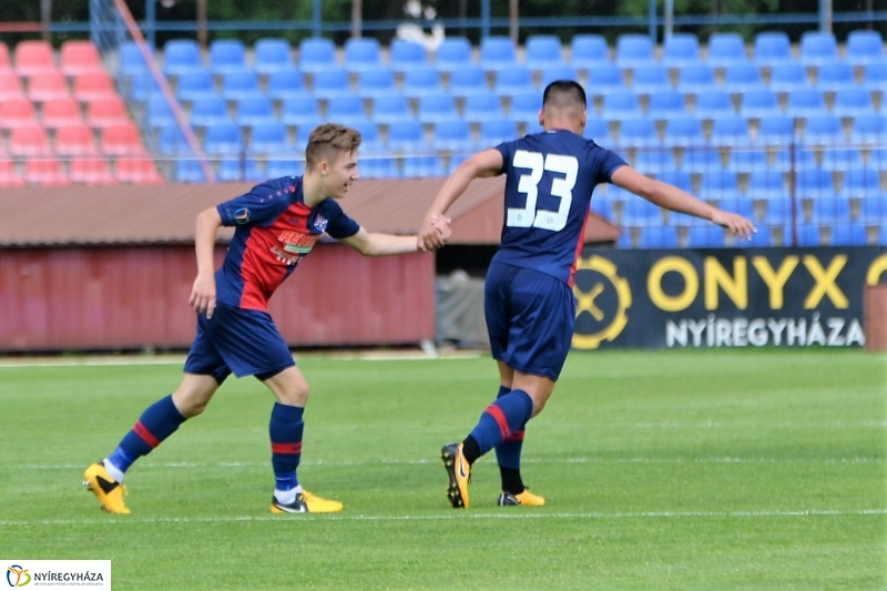 Szpari-Vác - fotó Trifonov Éva