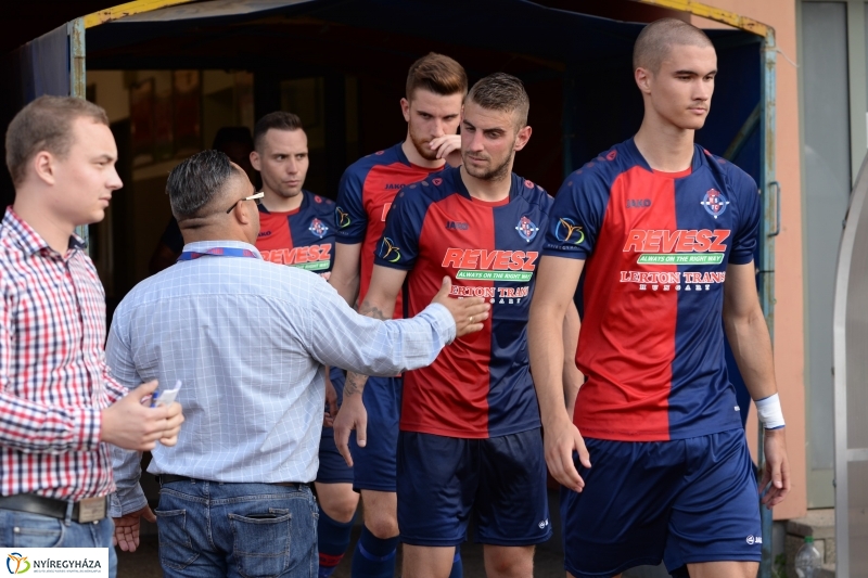 Szpari-Vác - fotó Trifonov Éva