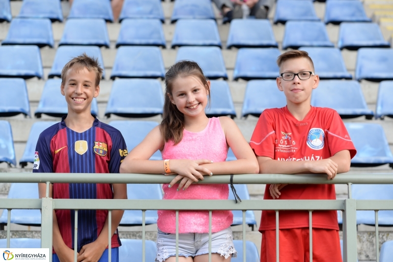 Szpari-Vác - fotó Trifonov Éva