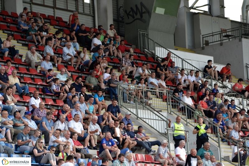 Szpari-Vác - fotó Trifonov Éva