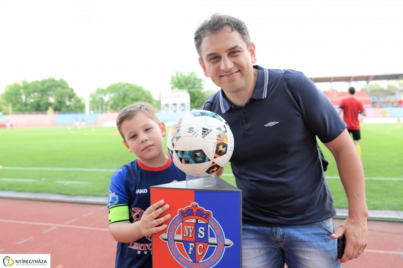 Szpari-Vác - fotó Trifonov Éva