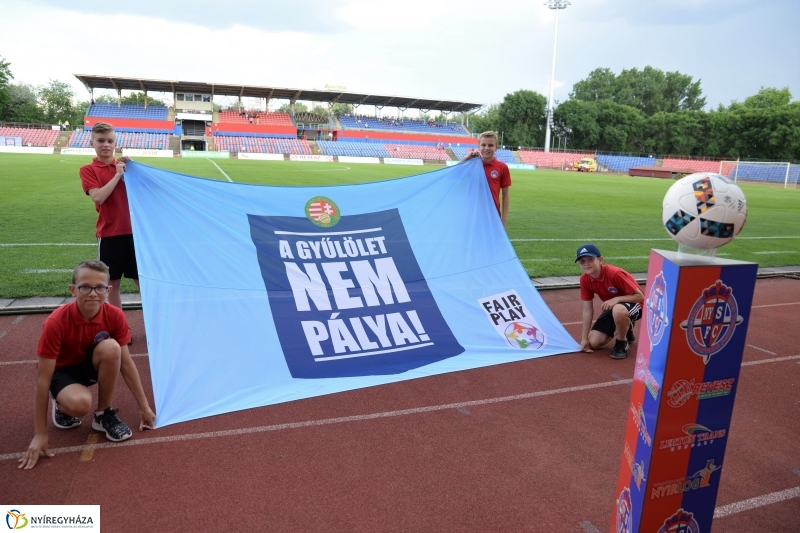 Szpari-Vác - fotó Trifonov Éva