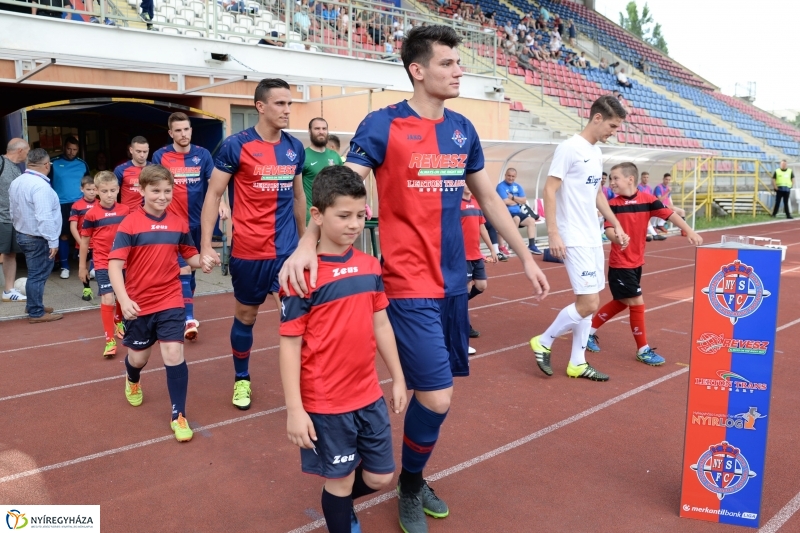 Szpari-Vác - fotó Trifonov Éva