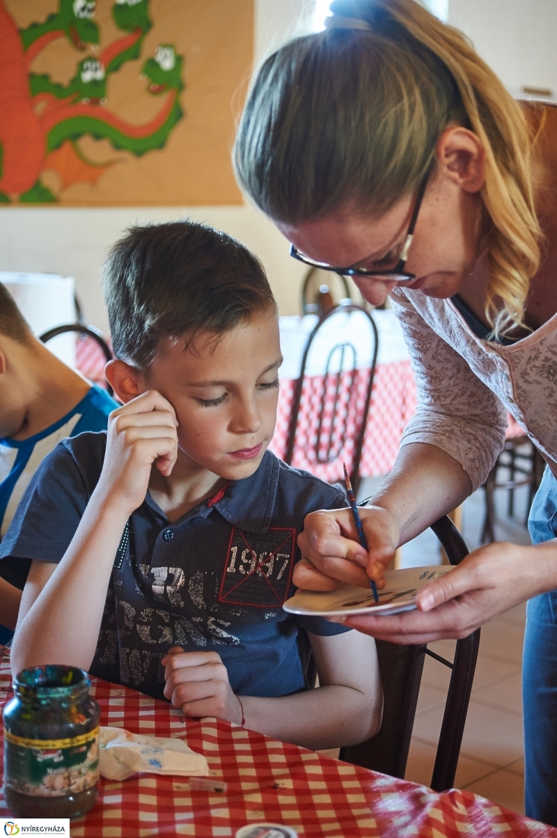 Kézműves program a múzeumfaluban - fotó Szarka Lajos