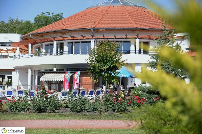 Szombattól strandolhatunk - fotó Trifonov Éva