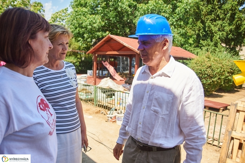 Helyszíni szemle a városmajori óvodában - fotó Szarka Lajos