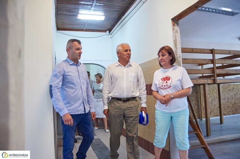 Helyszíni szemle a városmajori óvodában - fotó Szarka Lajos
