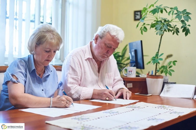 Rotary adomány a Bárczi iskolában - fotó Szarka Lajos