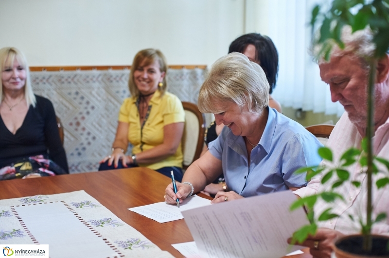 Rotary adomány a Bárczi iskolában - fotó Szarka Lajos
