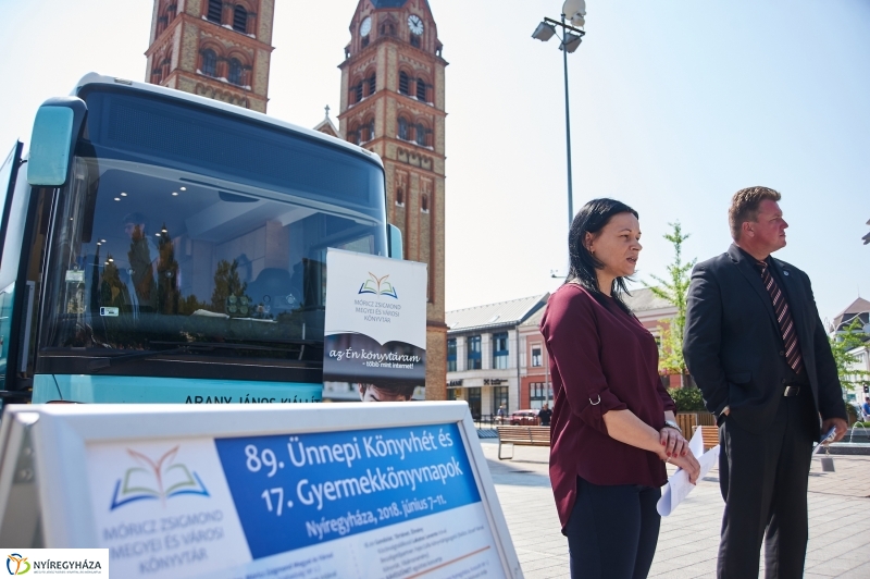 Ünnepi Könyvhét sajtótájékoztató - fotó Szarka Lajos