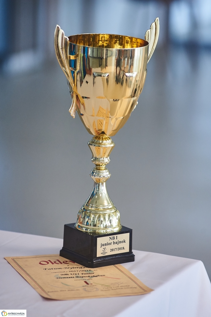 Bajnoki cím - fotó Szarka Lajos