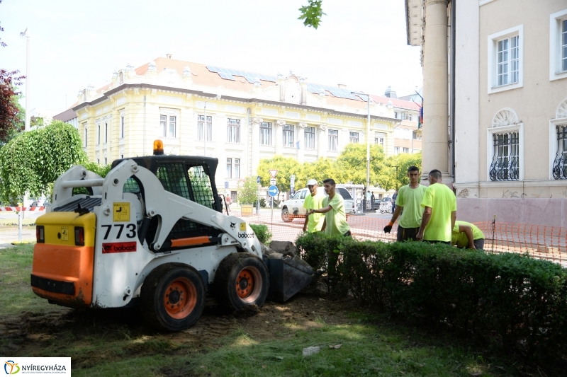 A Benczúr tér bejárása - fotó Trifonov Éva