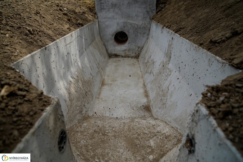 Csapadékelvezető rendszer a Virágfürt utcán - fotó Kohut Árpád