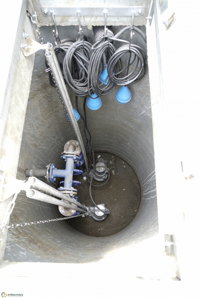 Csapadékelvezető rendszer a Virágfürt utcán - fotó Kohut Árpád