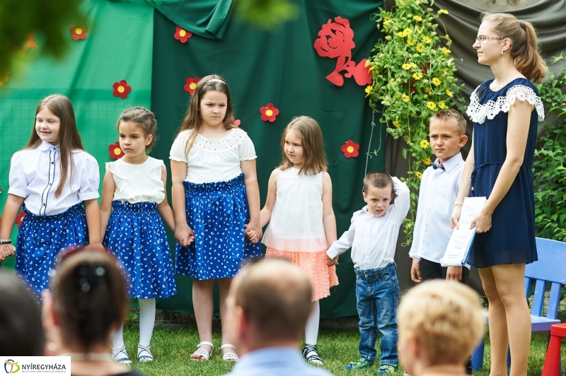 Ballagtak a Mustármagosok - fotó Szarka Lajos