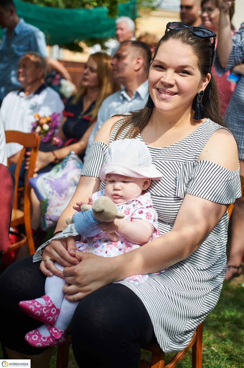 Ballagtak a Mustármagosok - fotó Szarka Lajos