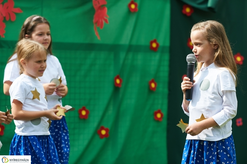 Ballagtak a Mustármagosok - fotó Szarka Lajos