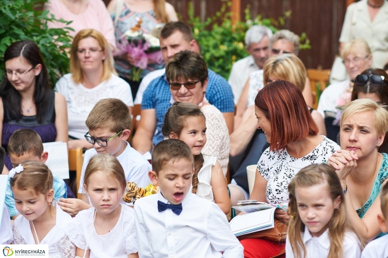 Ballagtak a Mustármagosok - fotó Szarka Lajos