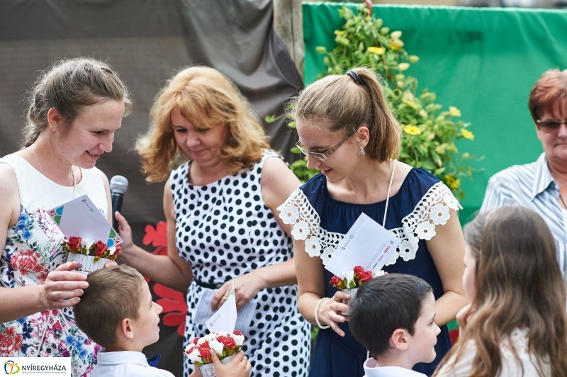 Ballagtak a Mustármagosok - fotó Szarka Lajos