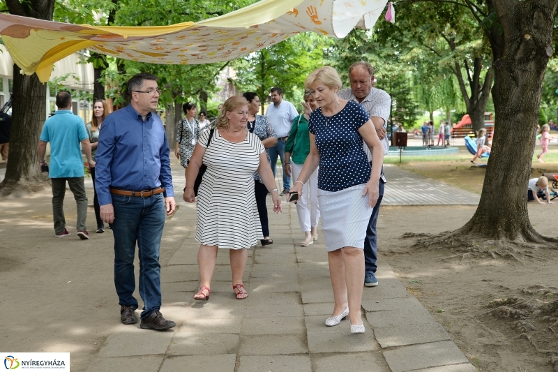 Helyszíni bejárás a Búzaszem óvodában - fotó Trifonov Éva