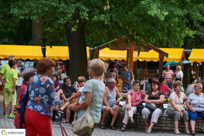 Piac és térzene Sóstón 2018 - fotó Szarka Lajos