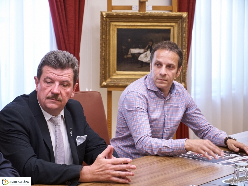 Munkácsy kiállítás sajtótájékoztató - fotó Szarka Lajos