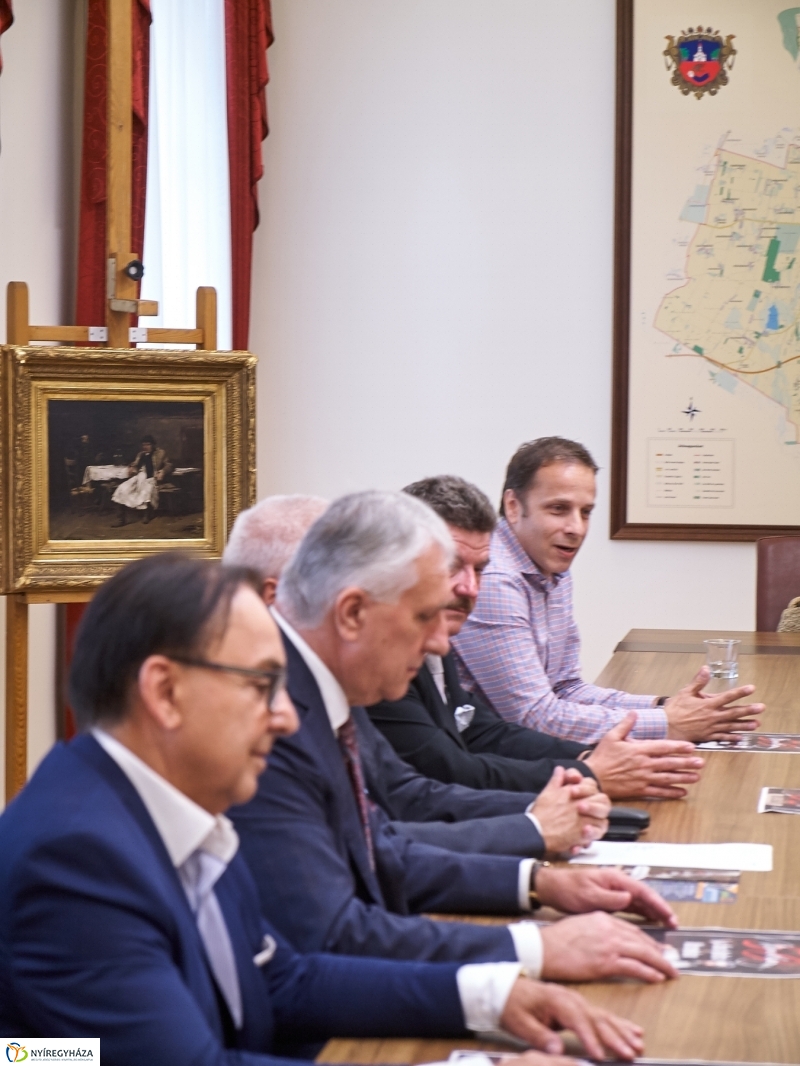 Munkácsy kiállítás sajtótájékoztató - fotó Szarka Lajos