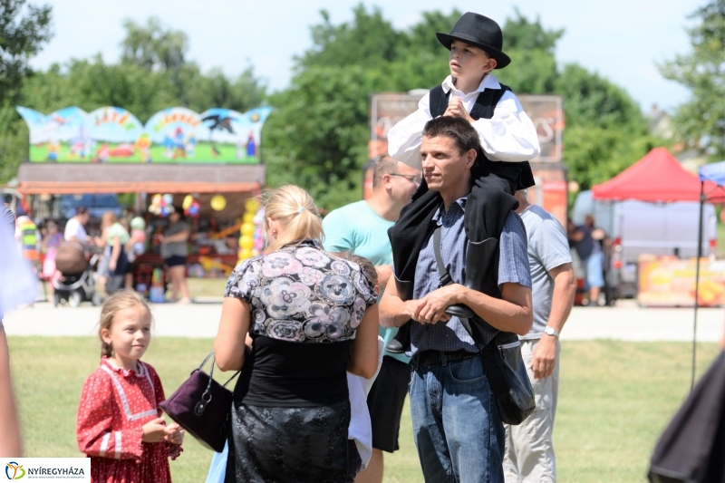 Megkezdődött a Fakanál Fesztivál Nyírszőlősön - fotó Trifonov Éva