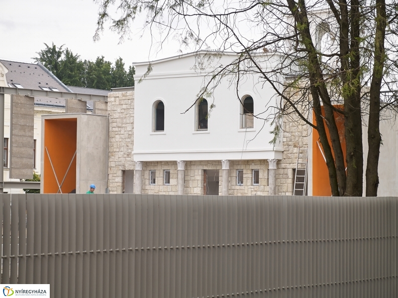 Munkálatok a Benczúr téren - fotó Szarka Lajos