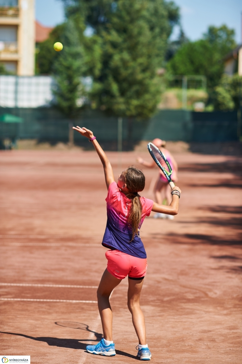 Tenisz verseny Nyíregyházán - fotó Szarka Lajos