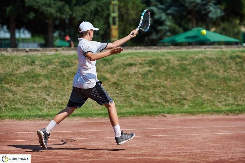 Tenisz verseny Nyíregyházán - fotó Szarka Lajos