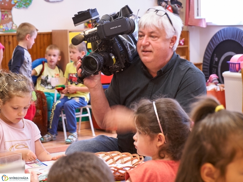 Diákmunka az Eszterlánc oviban - fotó Szarka Lajos