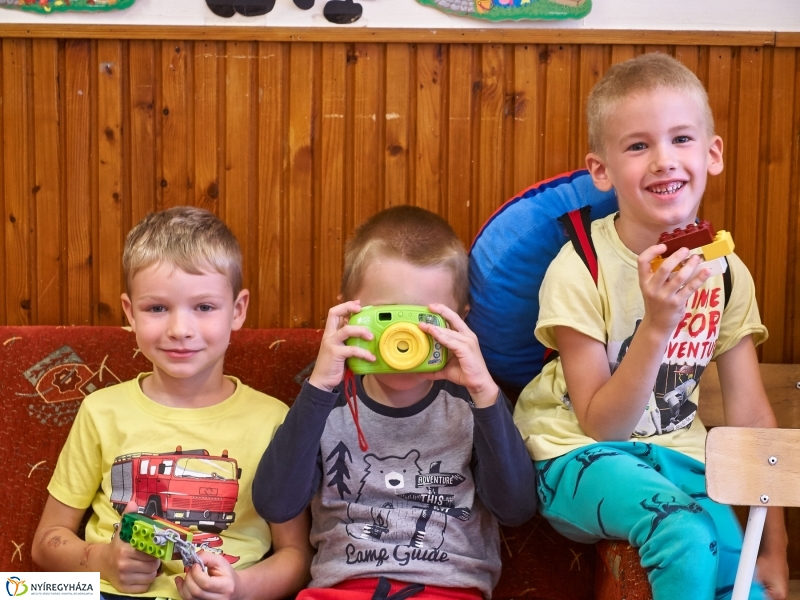 Diákmunka az Eszterlánc oviban - fotó Szarka Lajos