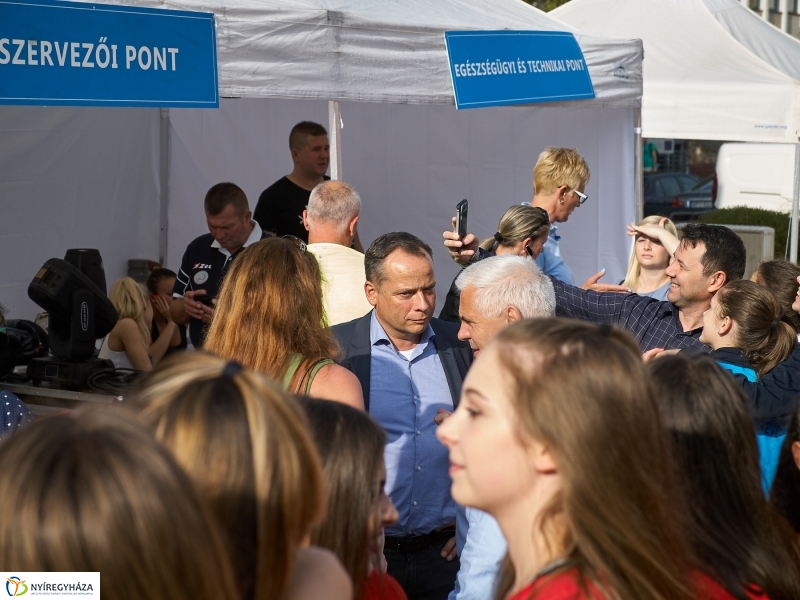 Hübner strandröpi 2018 - fotó Szarka Lajos