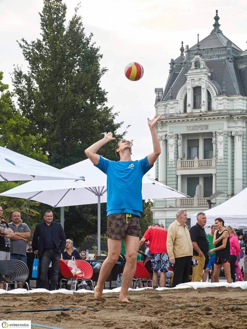 Hübner strandröpi 2018 - fotó Szarka Lajos