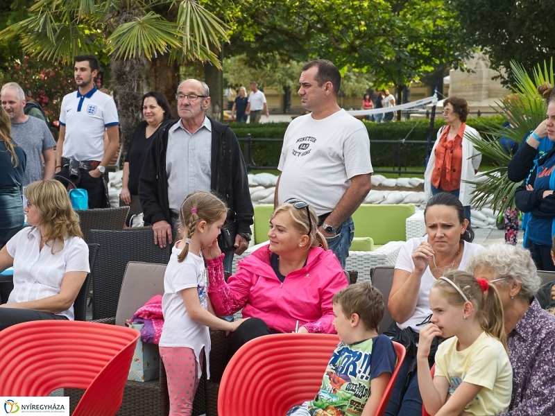 Hübner strandröpi 2018 - fotó Szarka Lajos