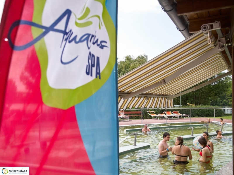 Élményfürdőzés - fotó Szarka Lajos