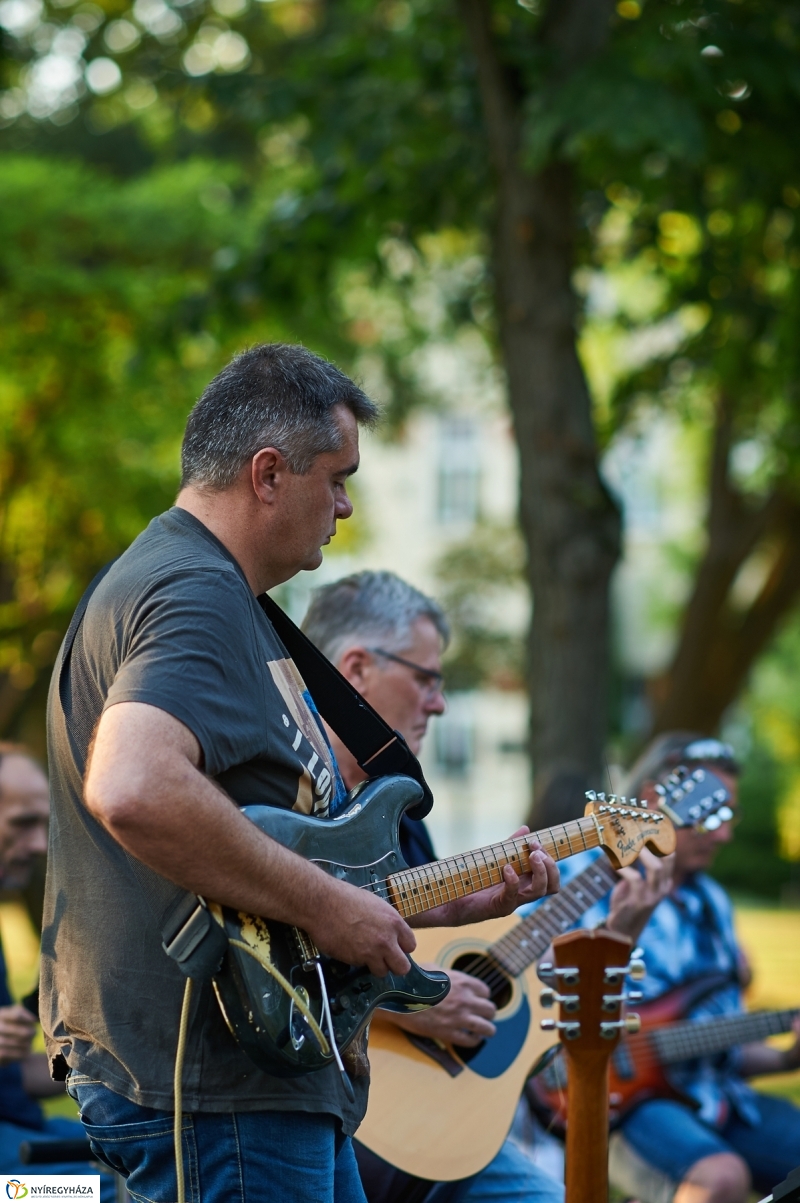 Sóstó, piac, Mentha - fotó Szarka Lajos