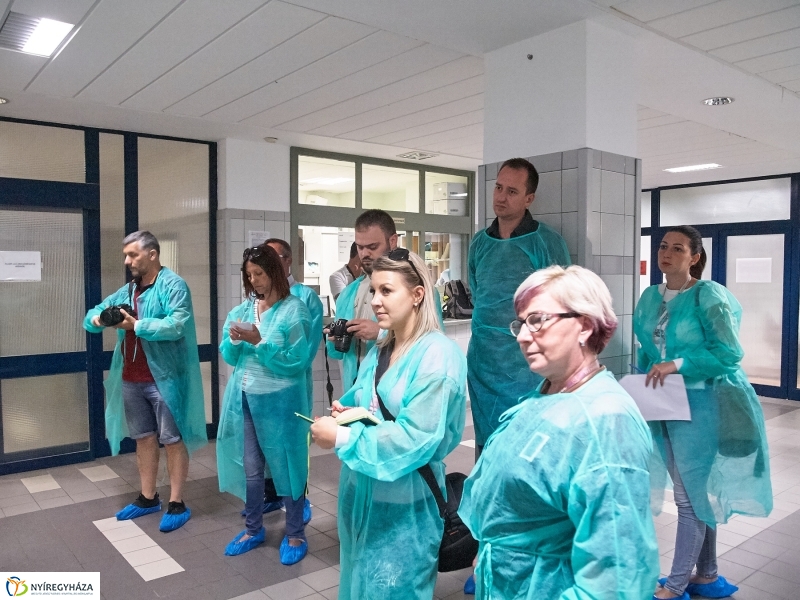 Új sterilizáló a kórházban - fotó Szarka Lajos