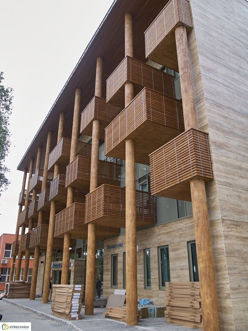 Hotel Pangea munkálatok 20180710 - fotó Szarka Lajos